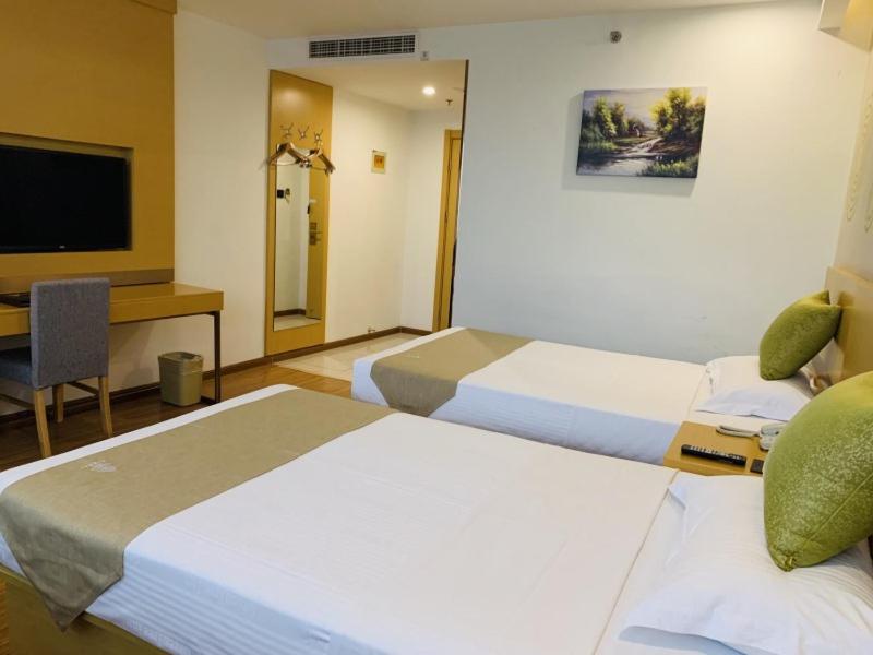 GreenTree Inn Tianjin Hedong District Tianjin Station Front Square Express Hotel - image 38