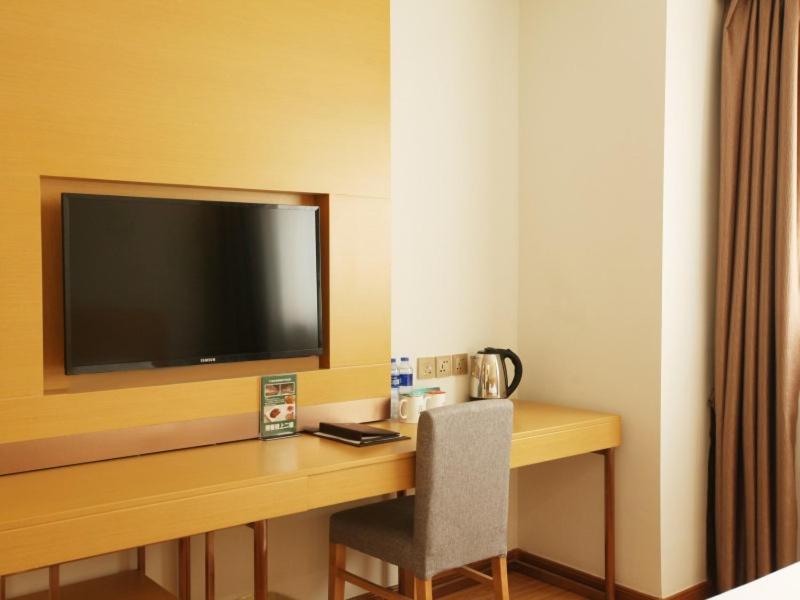 GreenTree Inn Tianjin Hedong District Tianjin Station Front Square Express Hotel - image 19