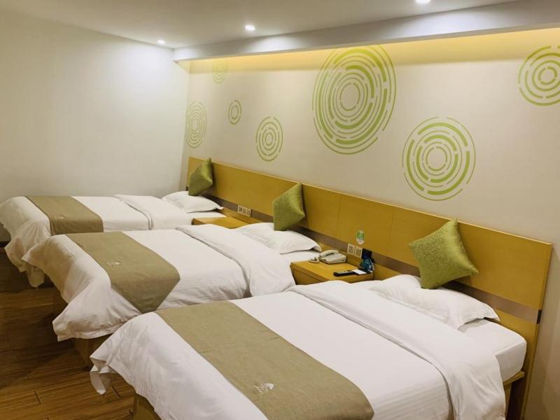 GreenTree Inn Tianjin Hedong District Tianjin Station Front Square Express Hotel - image 15