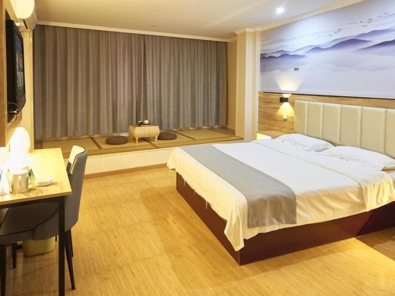 GreenTree Inn Nanjing Qinhuai District Xinjiekou Subway Station Express Hotel - image 13