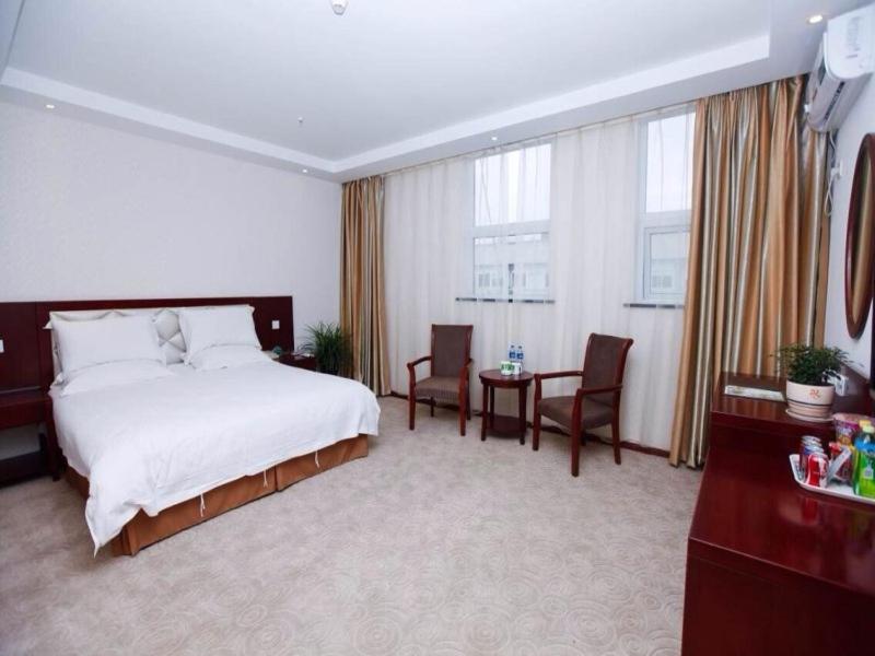 GreenTree Inn Anhui Hefei Huizhou Avenue Dazhonglou Express Hotel - image 21