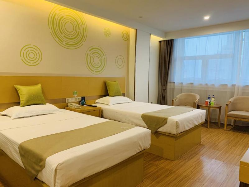 GreenTree Inn Tianjin Hedong District Tianjin Station Front Square Express Hotel - image 9
