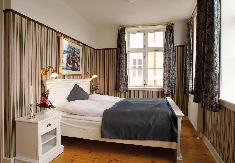 Deluxe Double Room with Sea View image 1