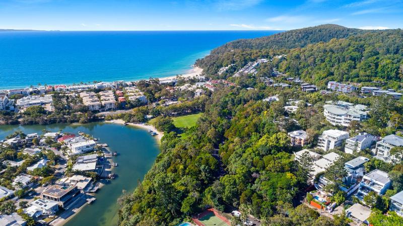 Laidback luxury living Noosa Heads - image 6