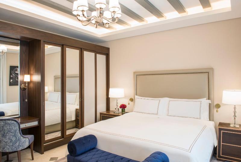 Four-Bedroom Villa with Private Pool image 3