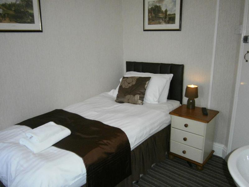 Woodthorpe Hotel - image 10