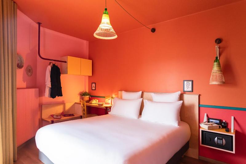 PAUL & PIA By Stay Collection - Welcome Home Hotel - image 25