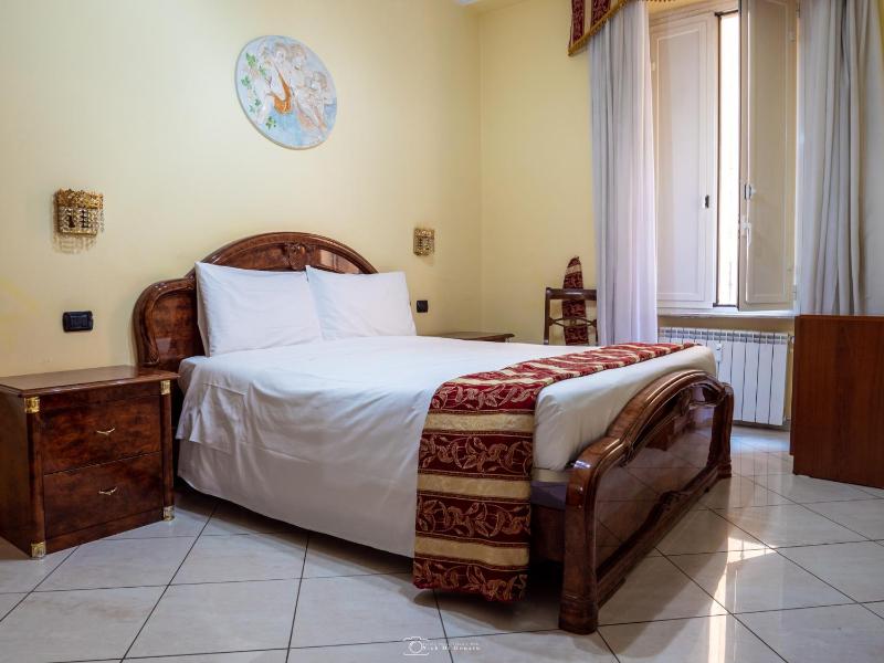 Double or Twin Room image 2