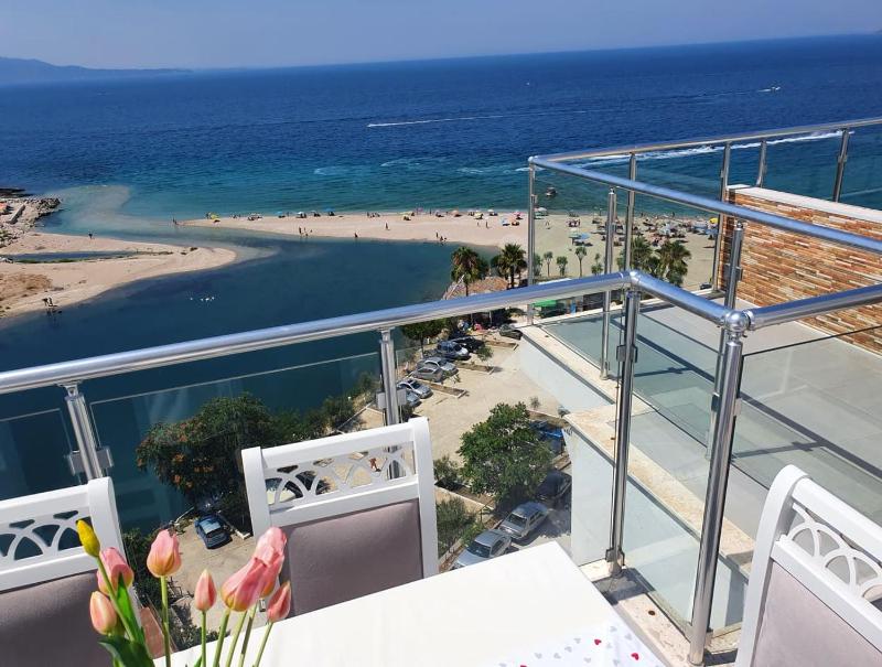 Sadet's Penthouse Saranda - image 1
