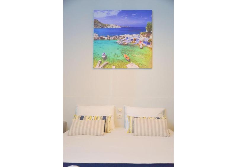 Double Room image 4