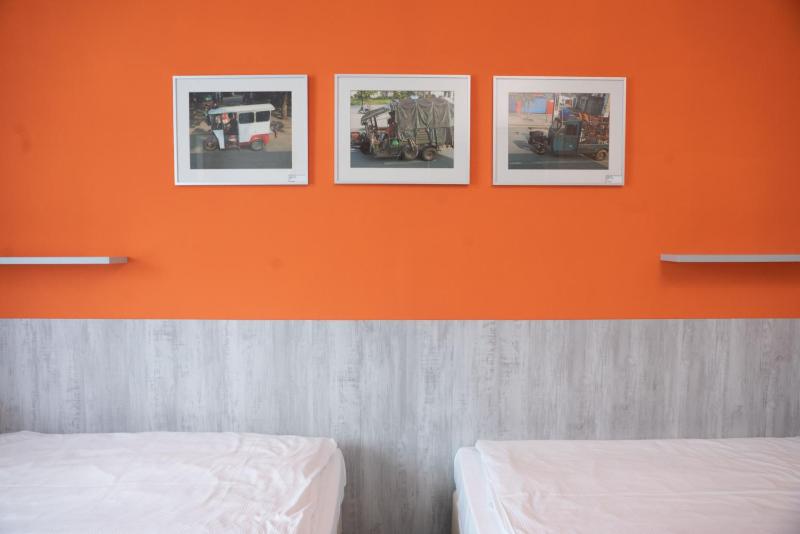 Twin Room image 2