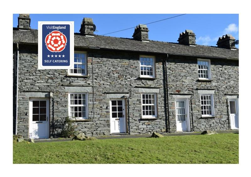 Juniper Cottage, Chapel Stile, Langdale Images