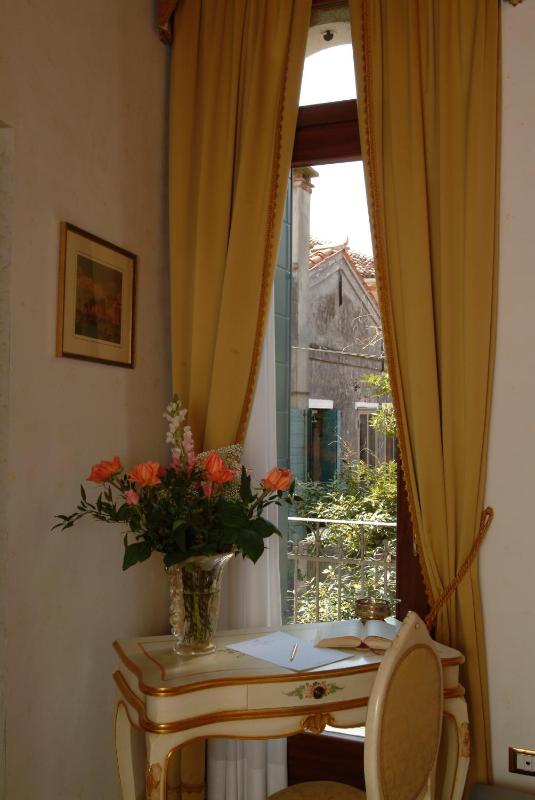 Superior Double or Twin Room with Terrace image 3