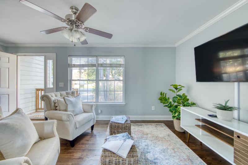 Two Bedroom House image 3