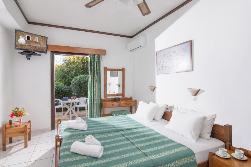 Iliostasi Beach Apartments - image 35