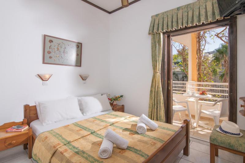 Iliostasi Beach Apartments - image 20