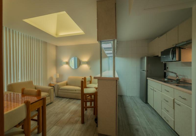 Suites Arquimedes 33 - image 6
