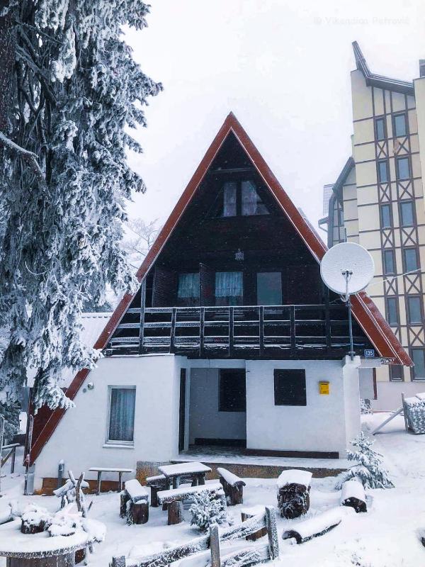 Holiday Home image 1