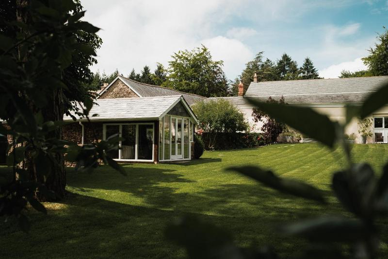 Four-Bedroom House image 4