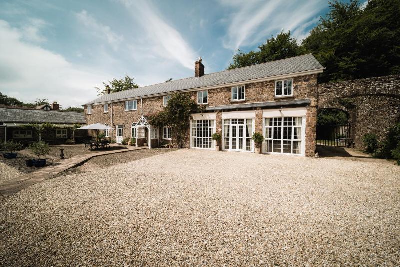 Four-Bedroom House image 1