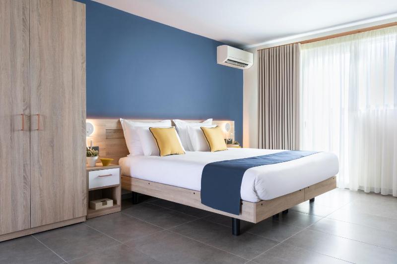 Antoniel Suites - image 7