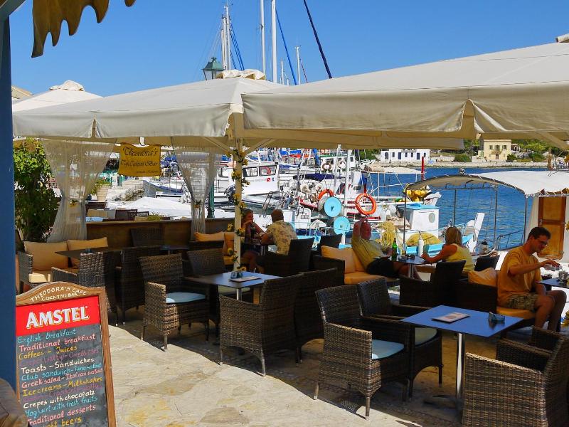 Three -Bedroom Villa image 3