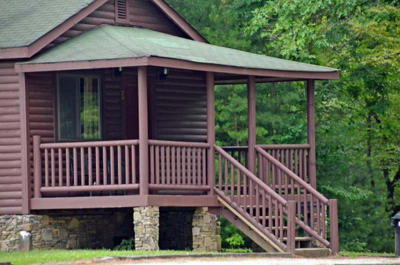 One-Bedroom Cottage image 3