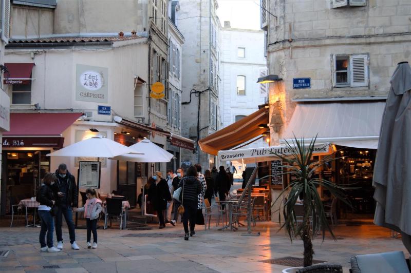 - Le petit Rochelais - Centre Vieux Port - image 21