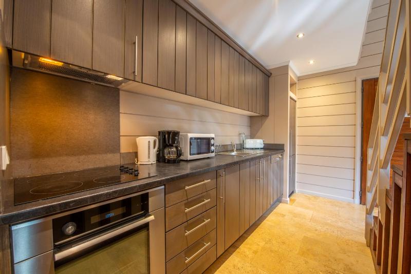 Apartment - Split Level image 2