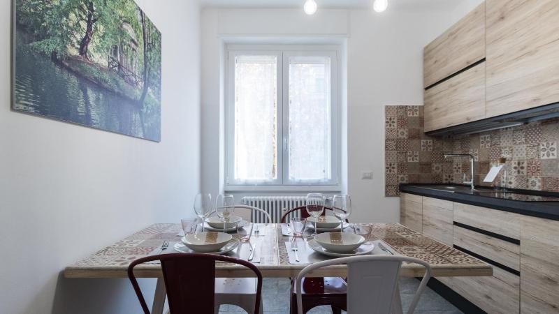 One-Bedroom Apartment image 4