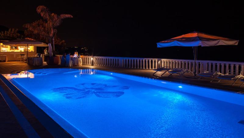 Grand Hotel Le Rocce - image 8