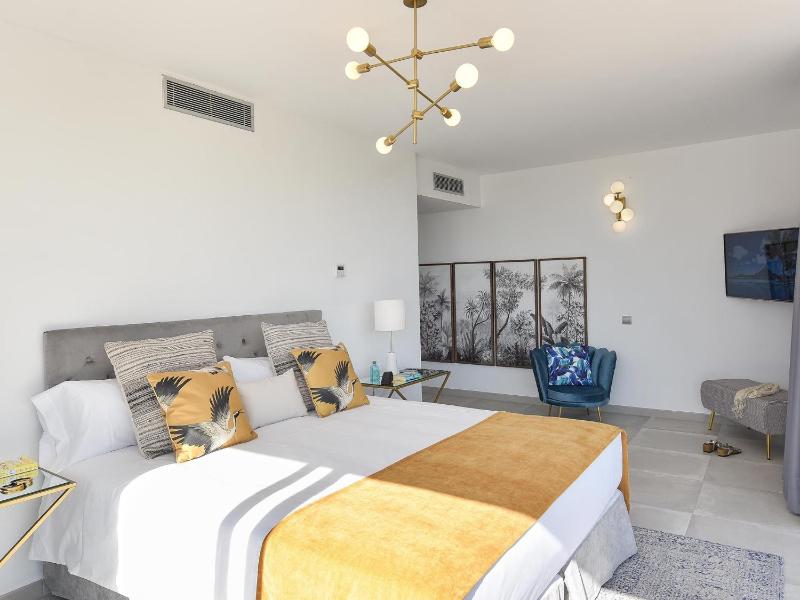 Los Dragos Salobre Golf Villas 3 by VillaGranCanaria - image 6