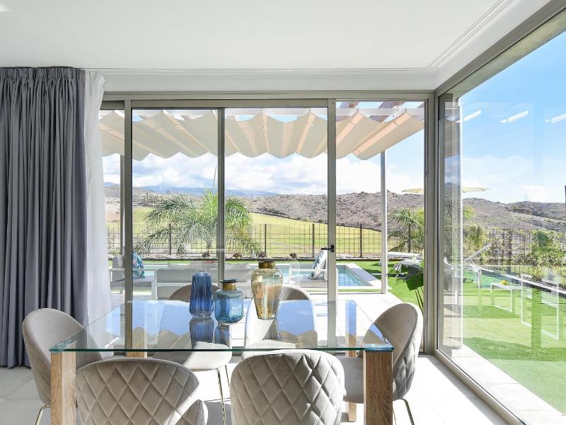 Los Dragos Salobre Golf Villas 3 by VillaGranCanaria - image 26