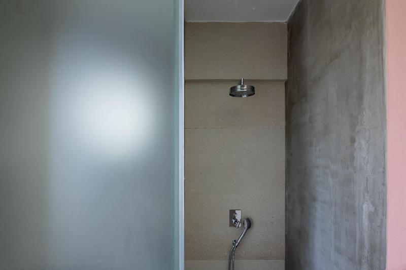 Deluxe Double Room image 2