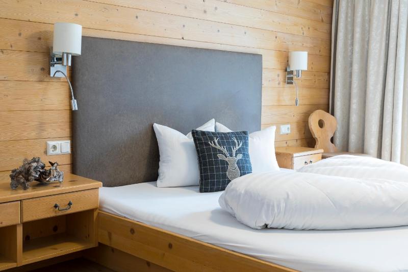 Double Room image 2