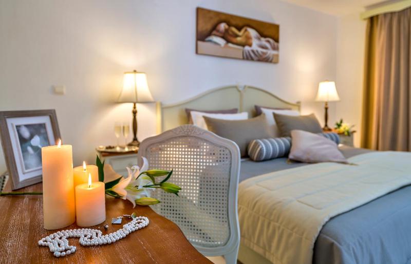 Superior Two-Bedroom Apartment image 1