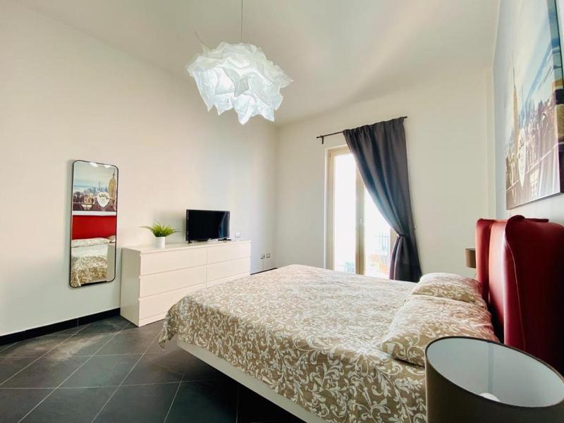 GuestHost - Sea View Apartment 5 mt from the beach - image 15