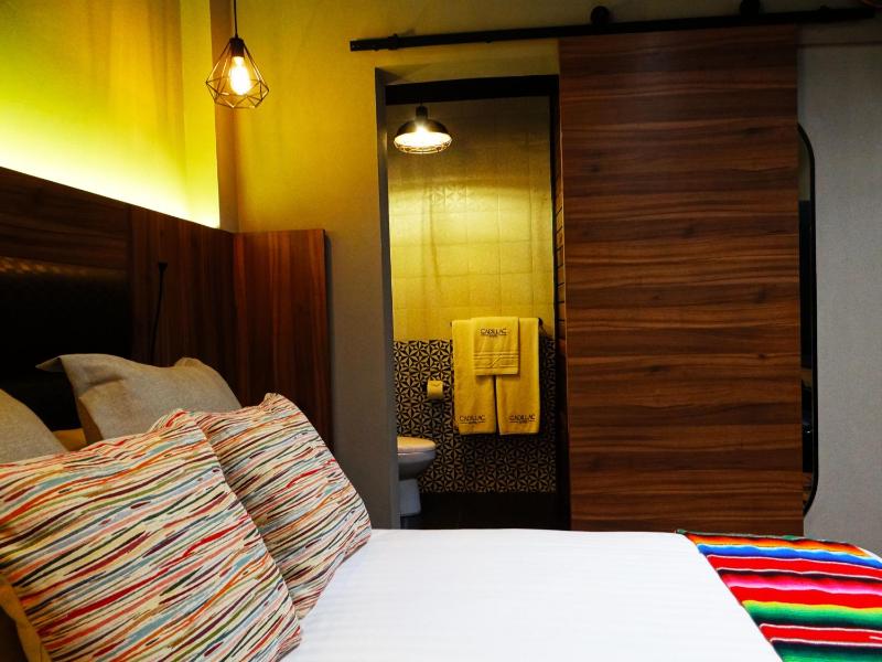 Cadillac Hotel Boutique - image 47