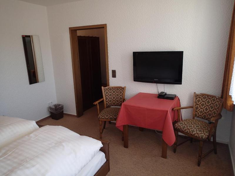 Double Room image 2