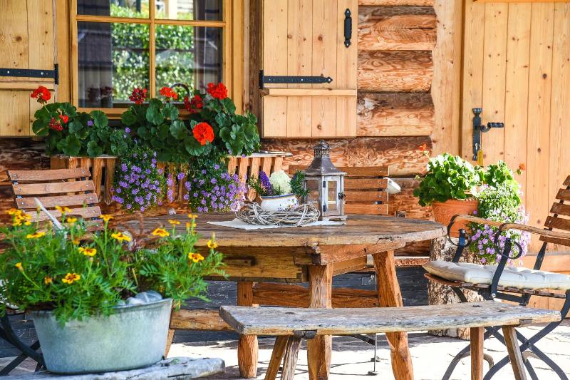 Chalet image 3