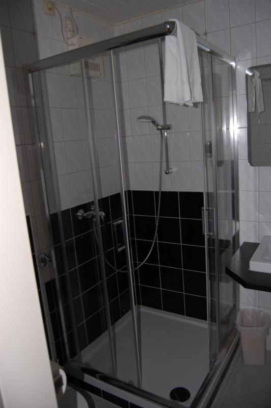 Standard Double Room image 1