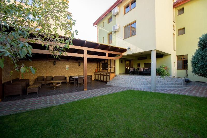 Pensiunea Normandia - image 5