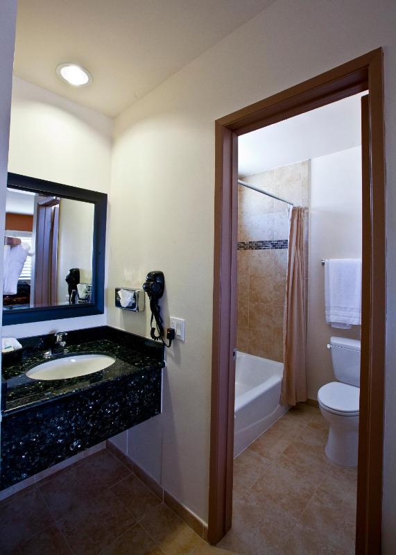 Double Room with Two Double Beds image 1