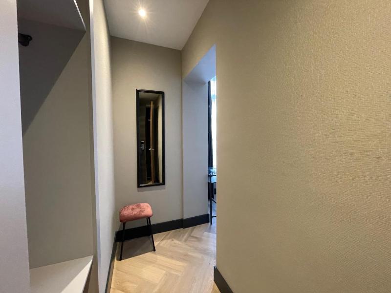 Standard Double Room image 2