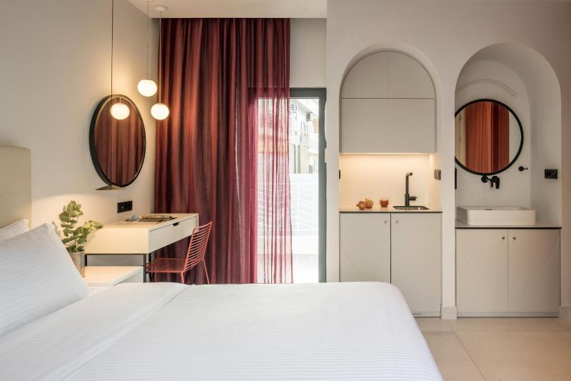 Double Room with Terrace image 4