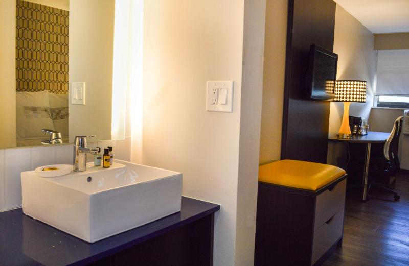 King Room image 2