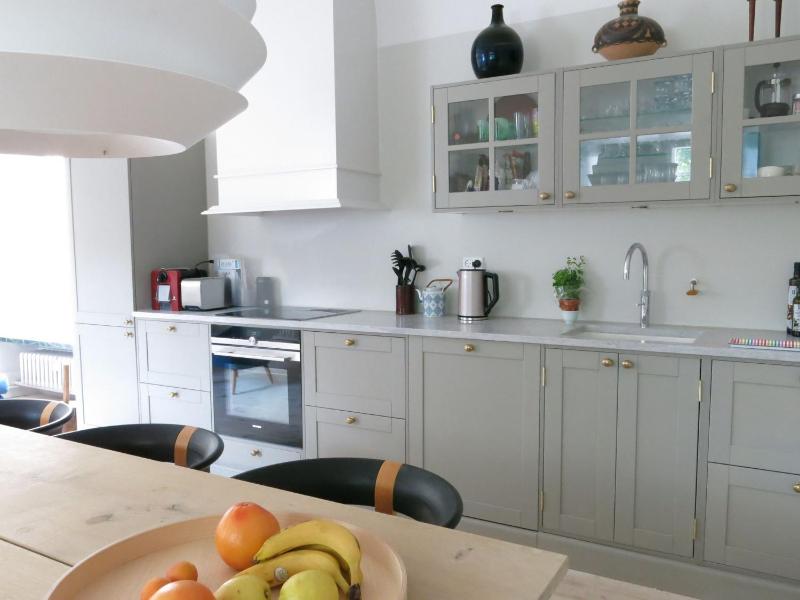 Holsteins Palace Luxury Apartment - image 13