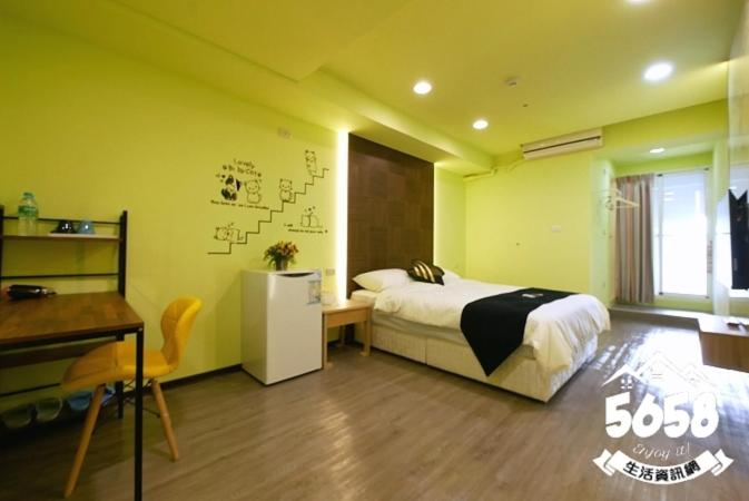 Hotel Blessings - image 16
