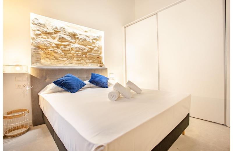 MyFlats Luxury Downtown - image 46