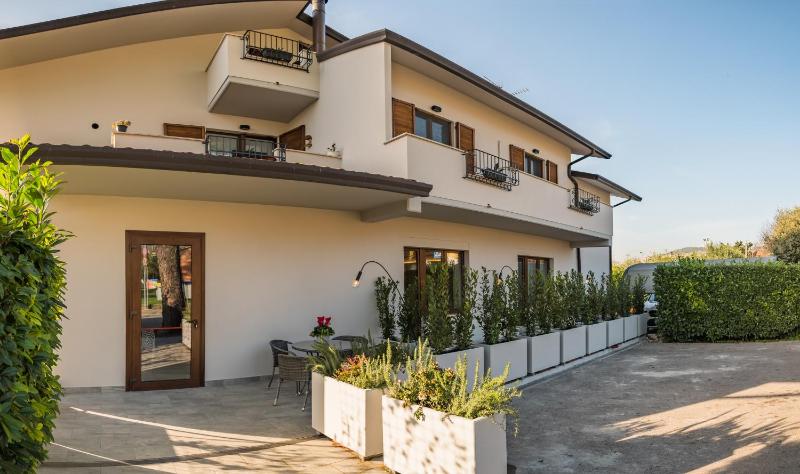 Beautiful Assisi Suite - image 32